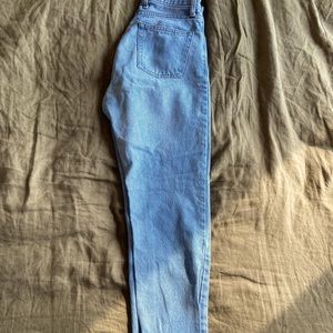 Brandy Melville high rise jeans
